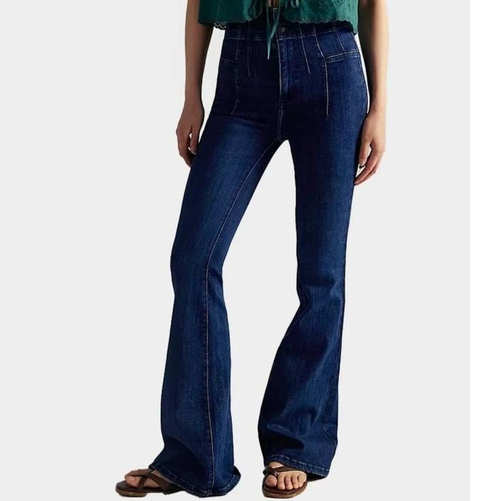 Free People We The Free Jayde Flare Jeans in Sunburst Blue